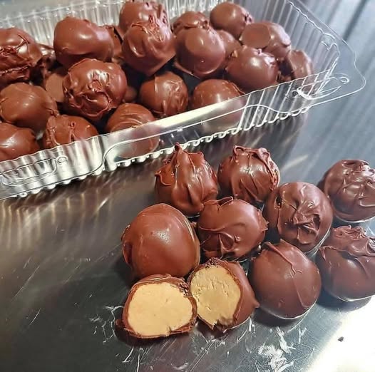 High-Protein Peanut Butter Balls