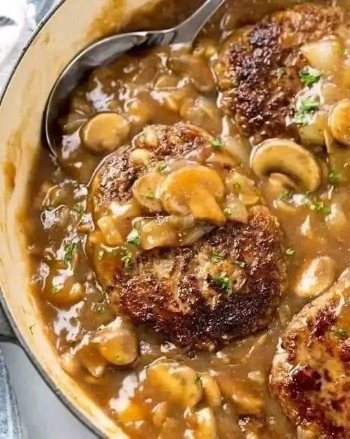 Salisbury Steak with Mushroom Gravy