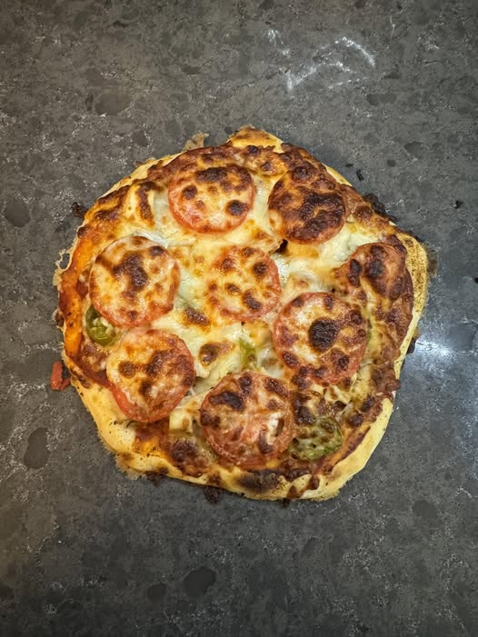 Crustless Pizza Recipe (Veggie-Based)